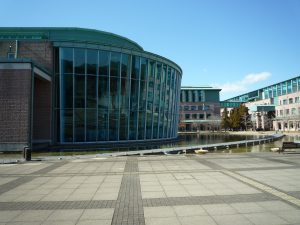 高知工科大学　附属情報図書館